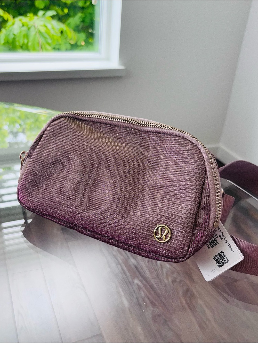LULULEMON NWT Everywhere Belt Bag 1L Glitter Pink Champagne - Picture 3 of 9